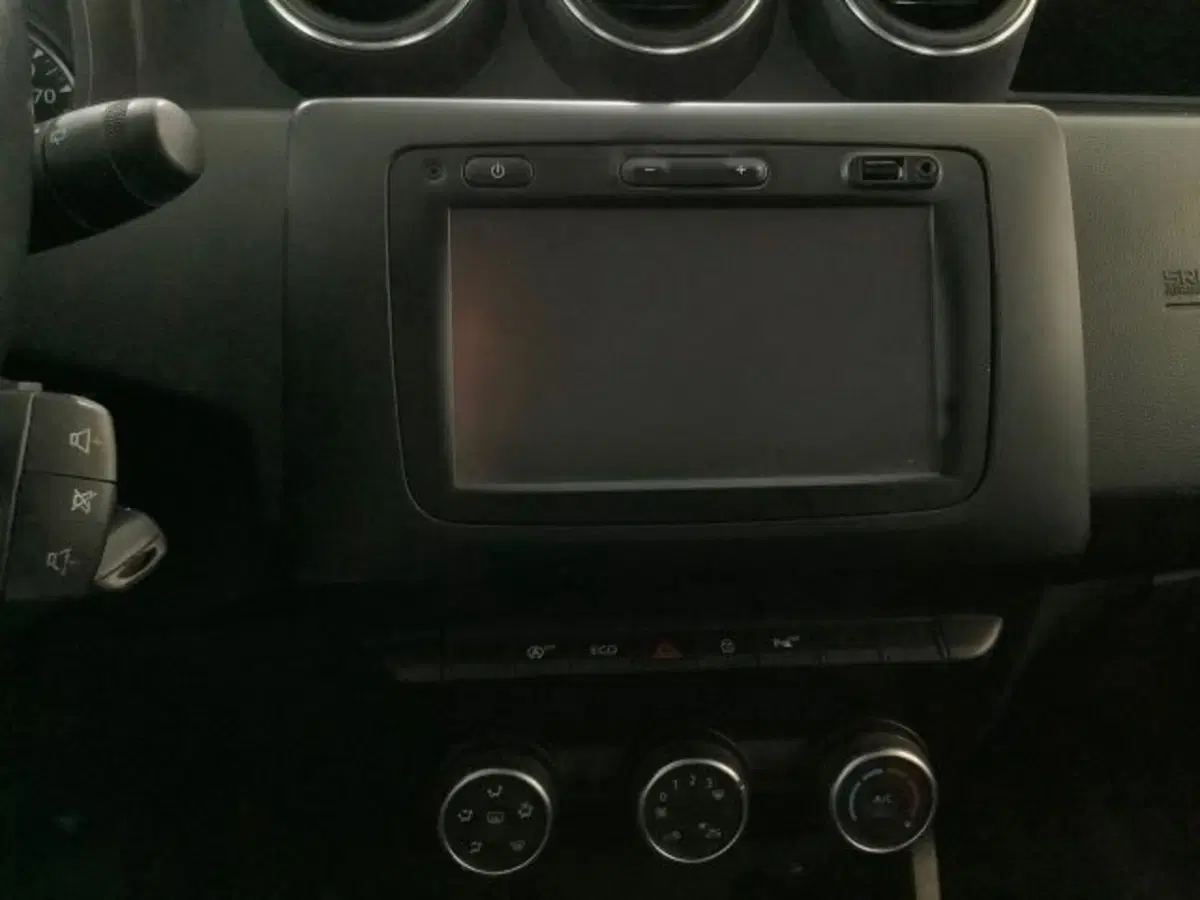 Dacia Duster usata a Catania (16)
