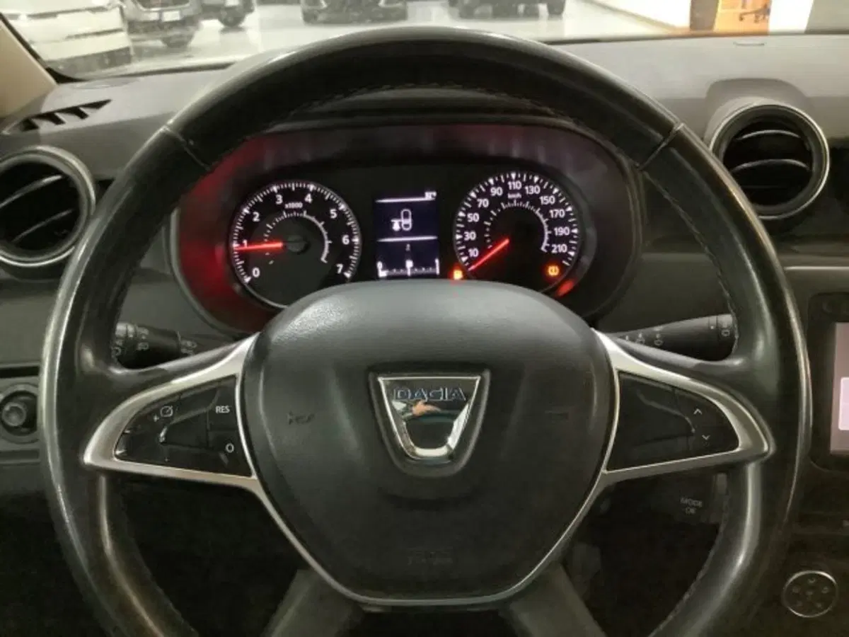 Dacia Duster usata a Catania (17)