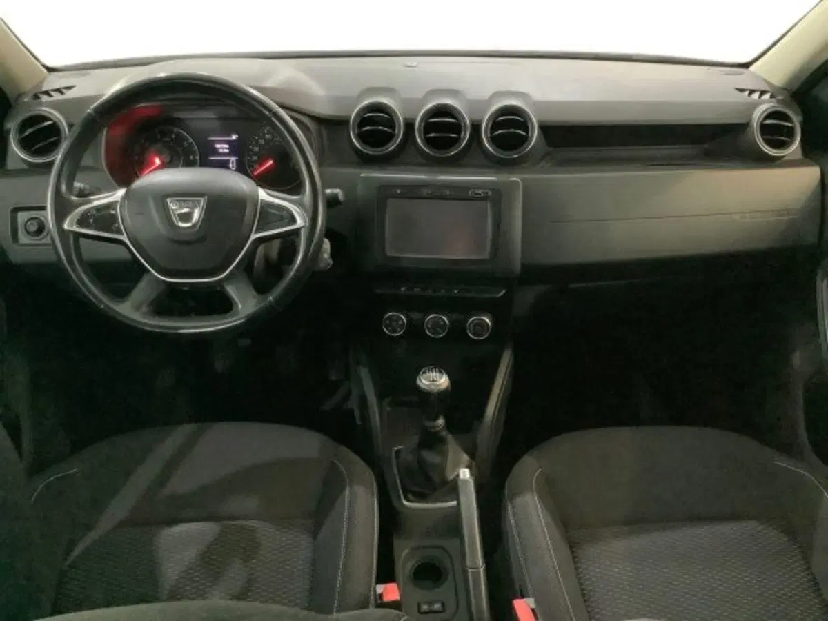 Dacia Duster usata a Catania (7)