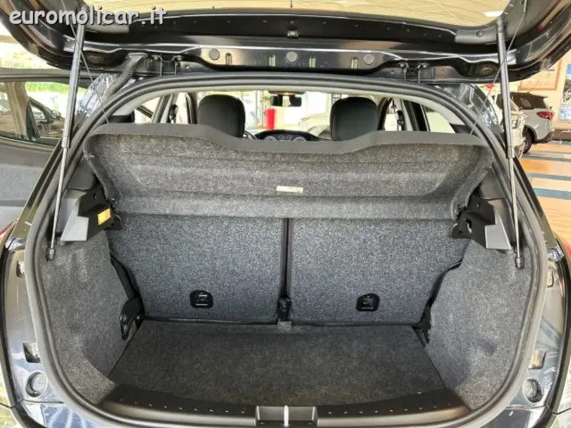 Lancia Ypsilon usata a Campobasso (17)