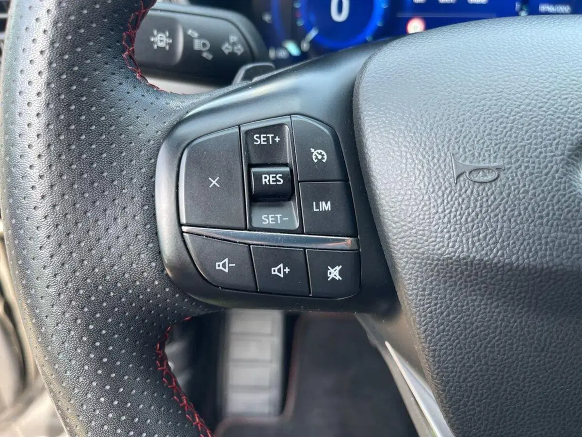 Ford Kuga usata a Torino (13)