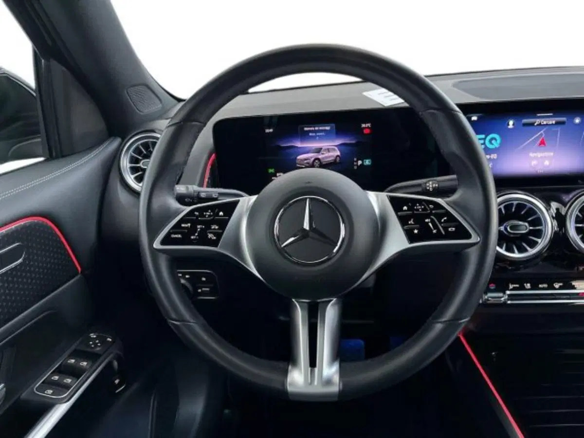 Mercedes-Benz EQB usata a Verona (11)
