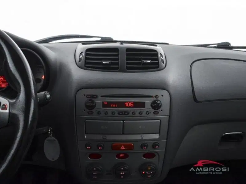 Alfa Romeo GT usata a Perugia (15)