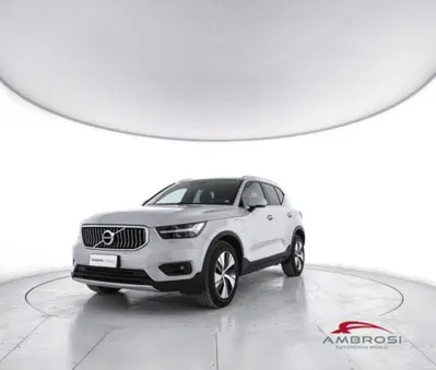 Volvo XC40 T5 Recharge Plug-in Hybrid Inscription Expression del 2021 usata a Corciano