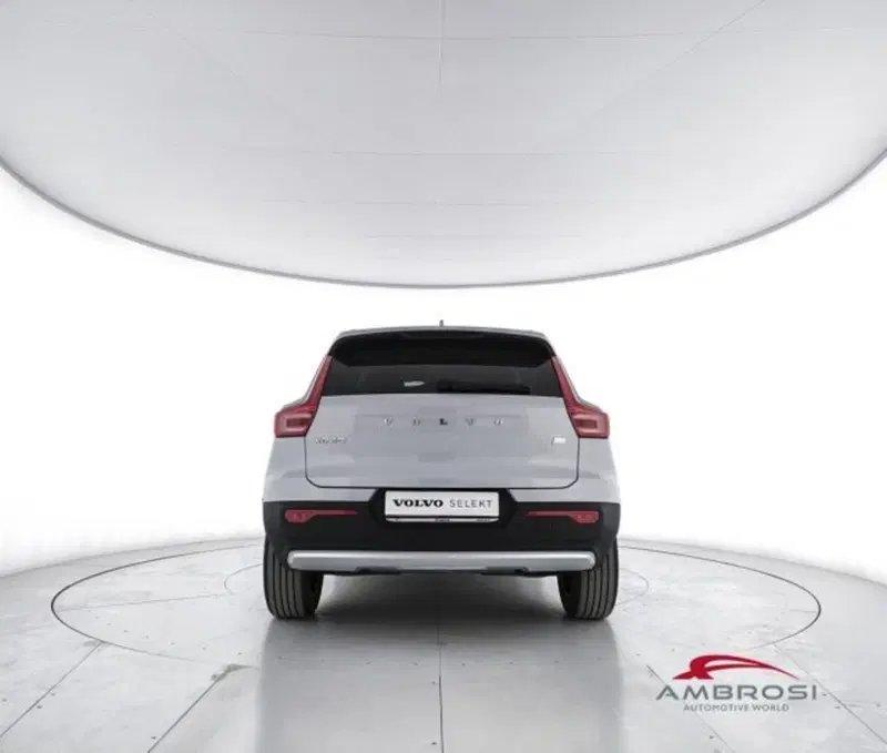 Volvo XC40 usata a Perugia (6)