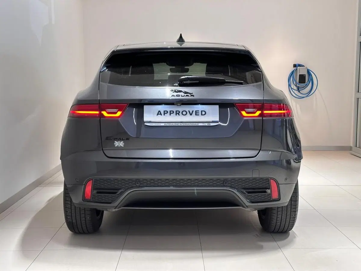 Jaguar E-Pace usata a Varese (9)