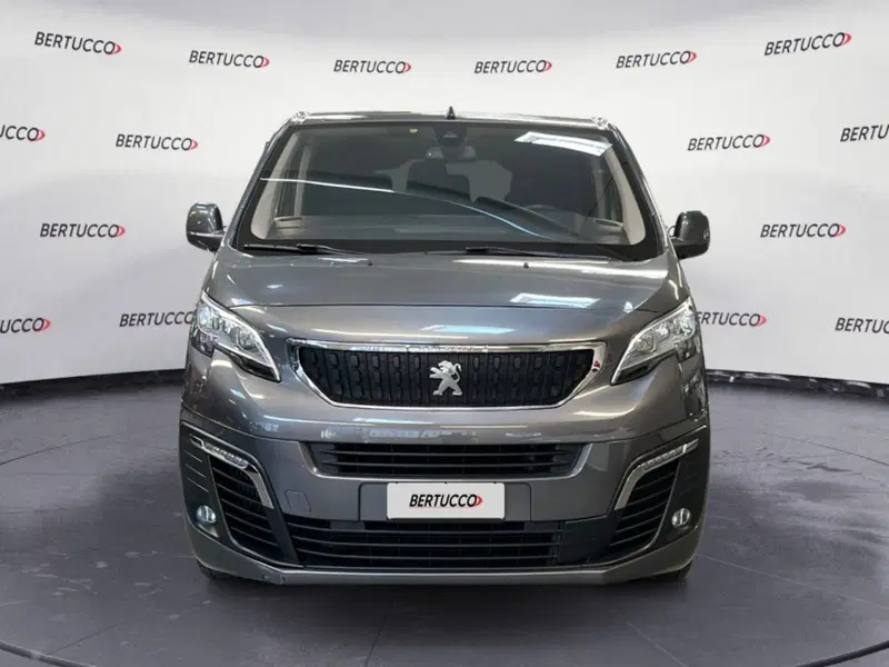 Peugeot Traveller usata a Verona (2)
