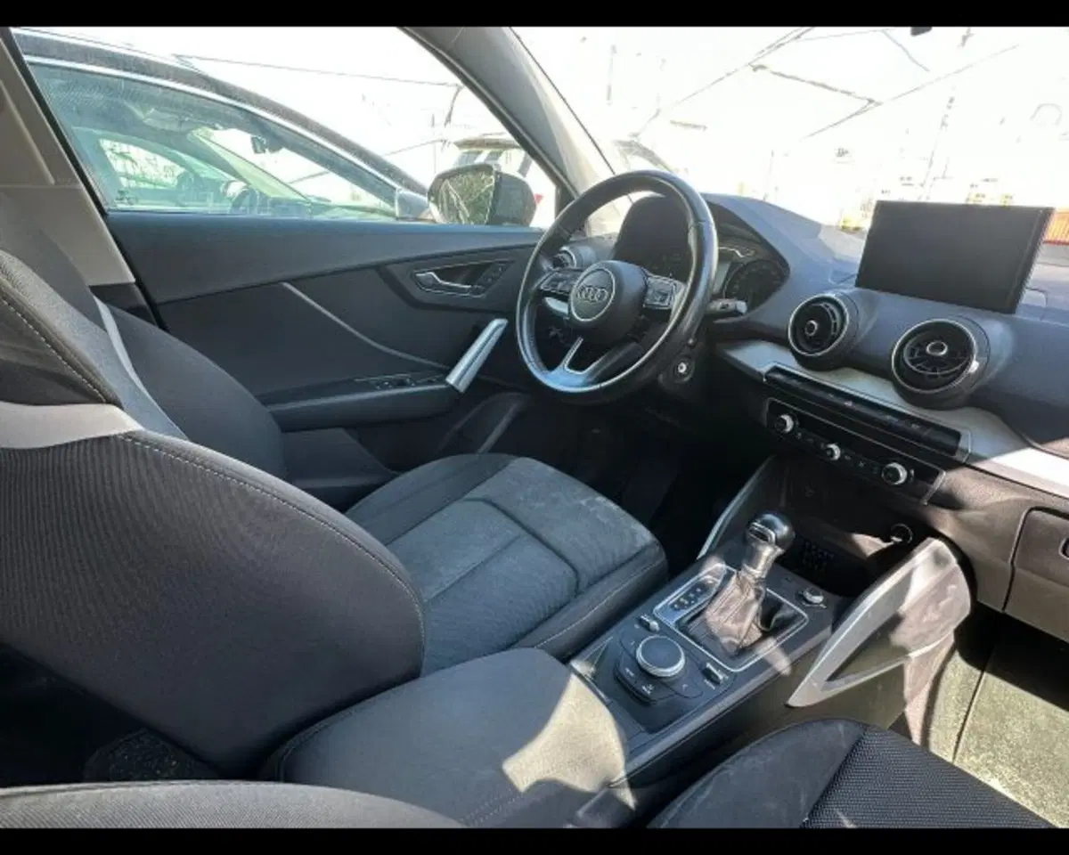 Audi Q2 usata a Bologna (2)