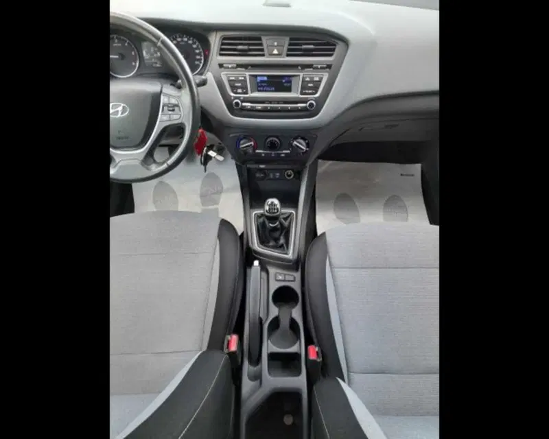 Hyundai i20 usata a Bologna (16)