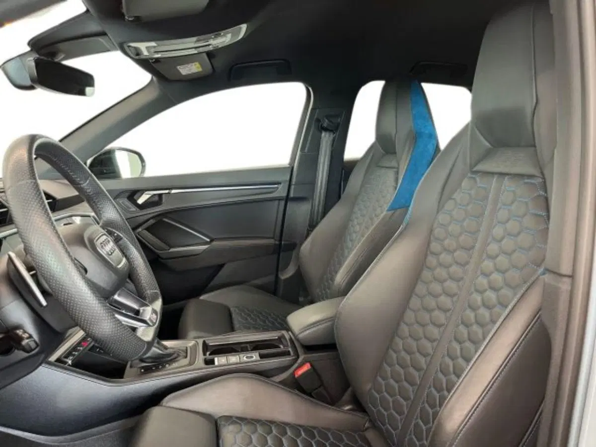Audi RS Q3 Sportback usata a Bologna (12)