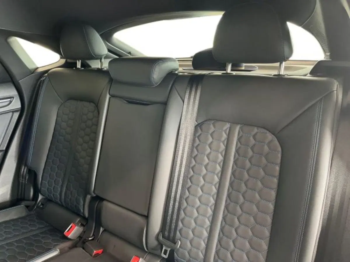 Audi RS Q3 Sportback usata a Bologna (13)