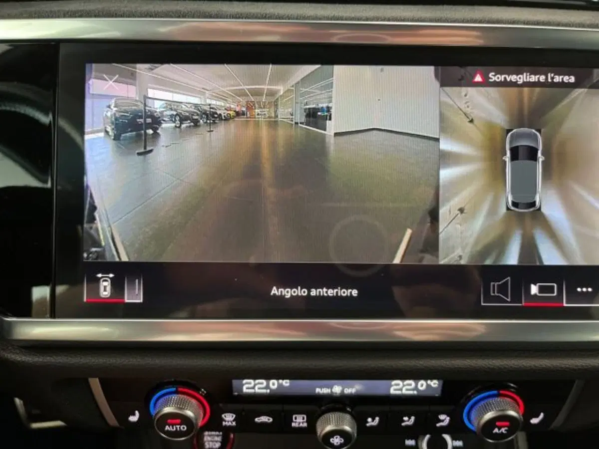 Audi RS Q3 Sportback usata a Bologna (14)