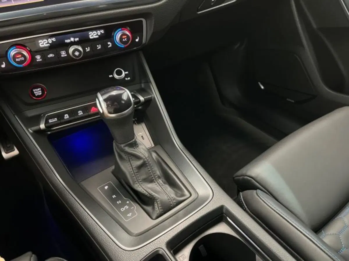 Audi RS Q3 Sportback usata a Bologna (18)