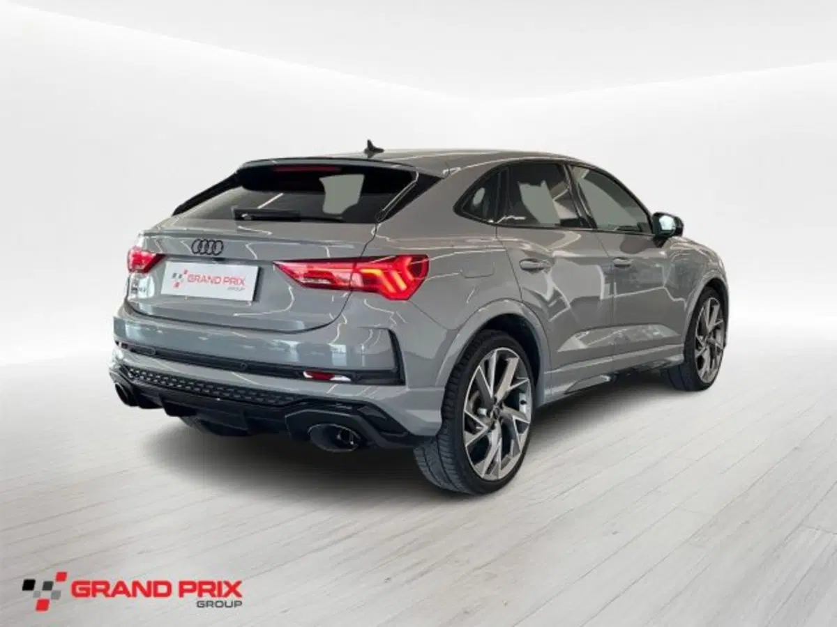 Audi RS Q3 Sportback usata a Bologna (2)