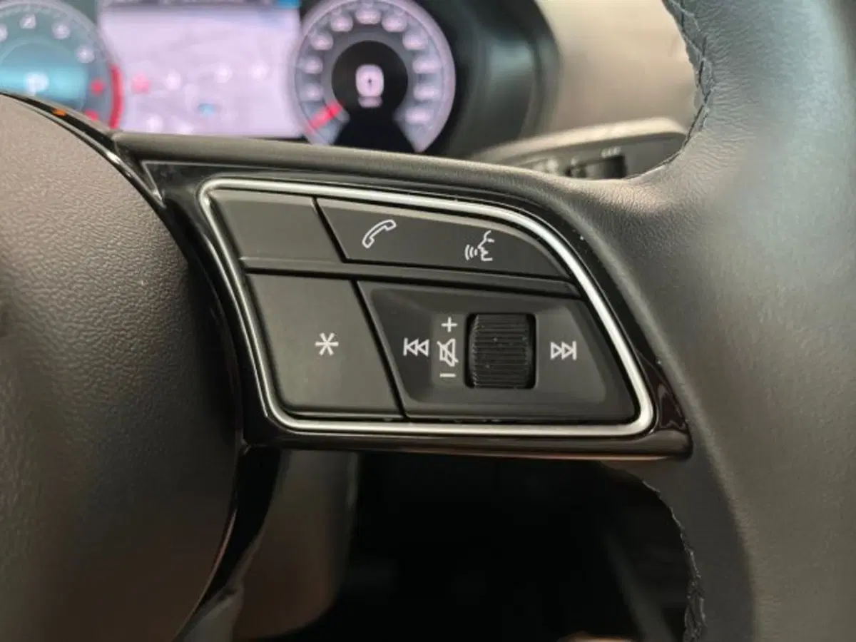 Audi Q2 usata a Bologna (15)