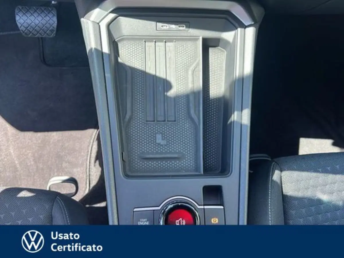 Volkswagen T-Roc nuova a Vicenza (18)