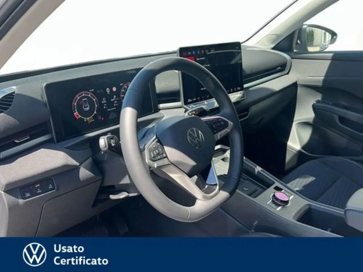 Volkswagen T-Roc nuova a Vicenza (6)