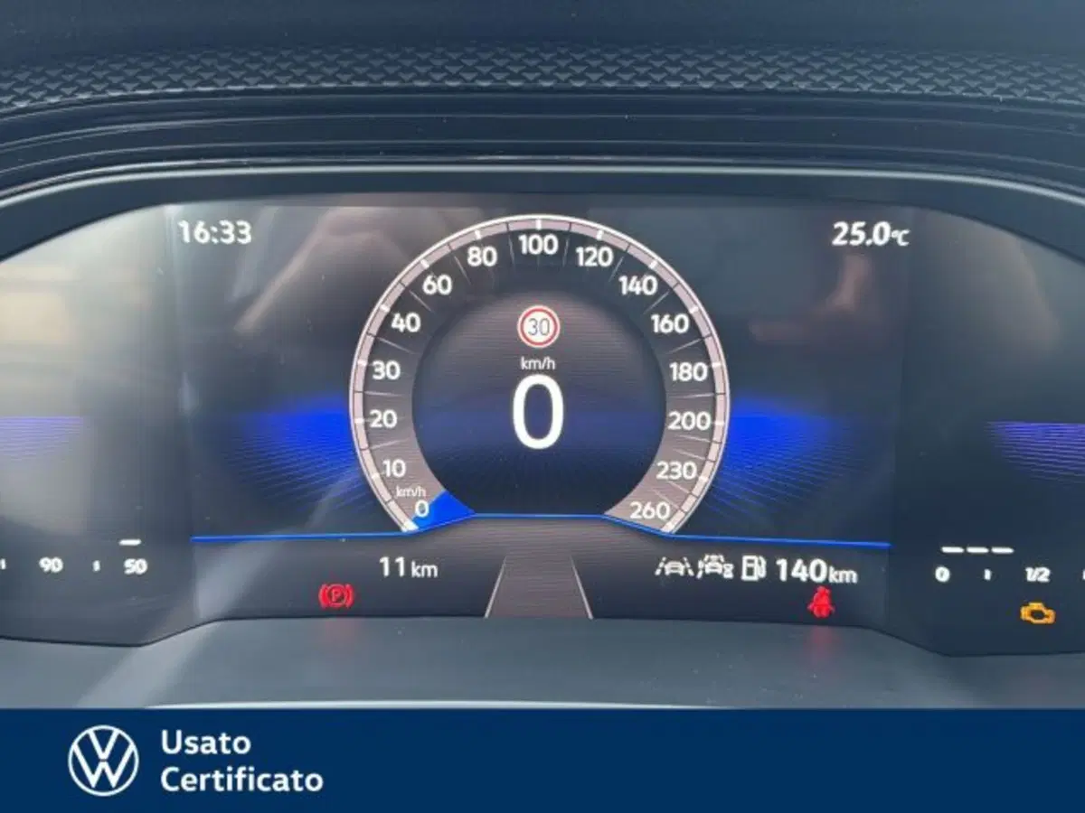 Volkswagen Polo nuova a Vicenza (14)