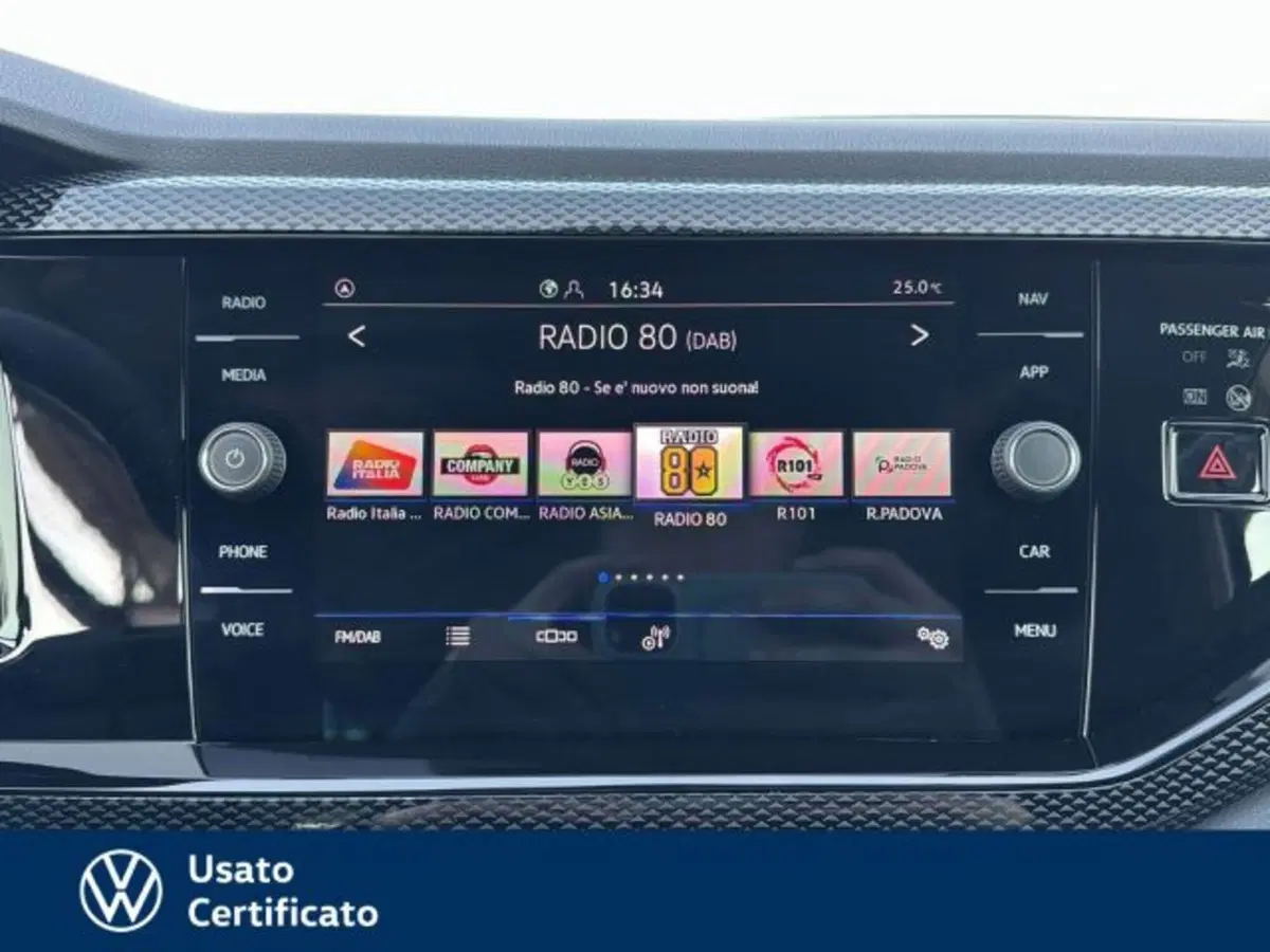 Volkswagen Polo nuova a Vicenza (15)