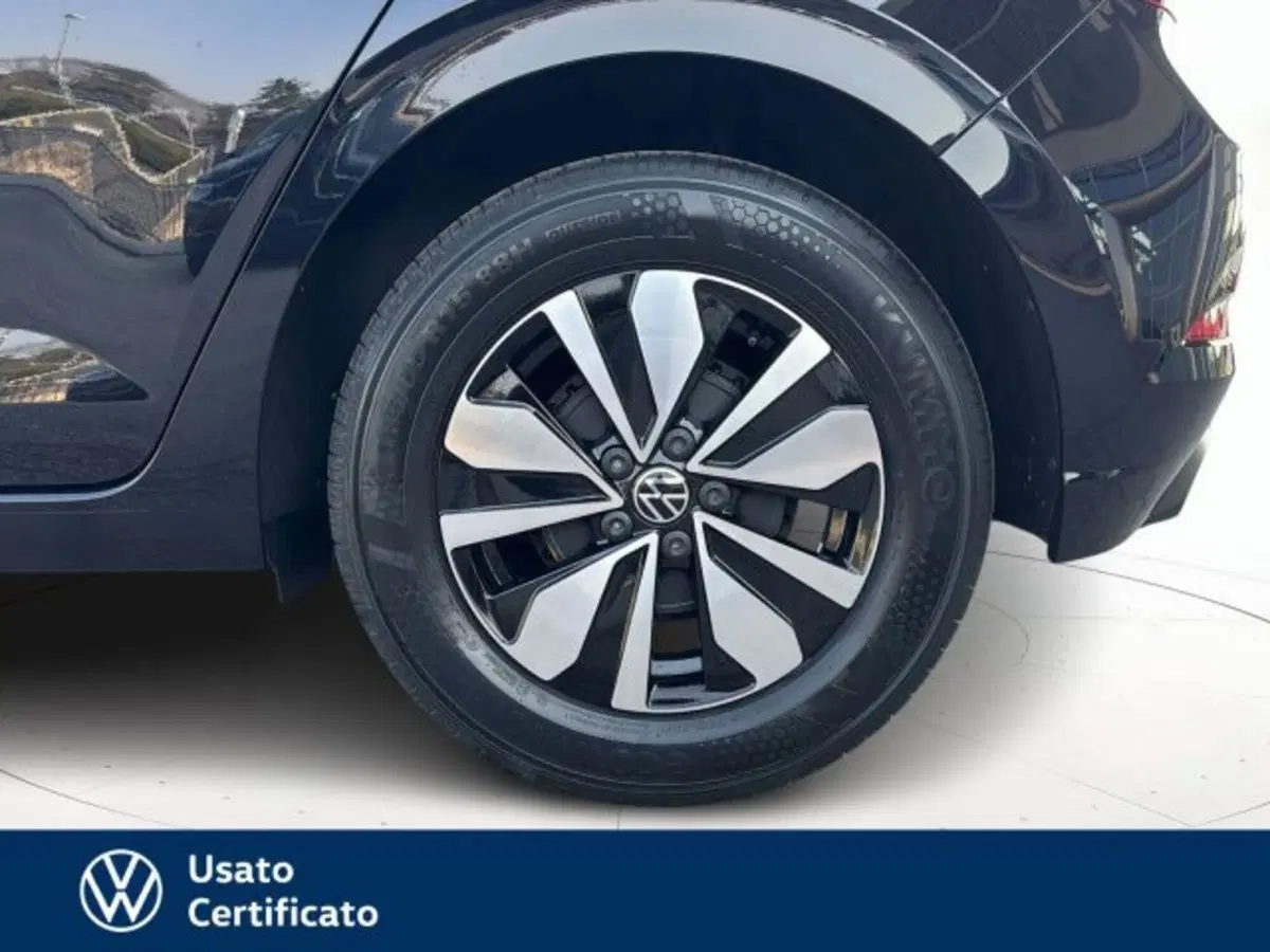 Volkswagen Polo nuova a Vicenza (7)