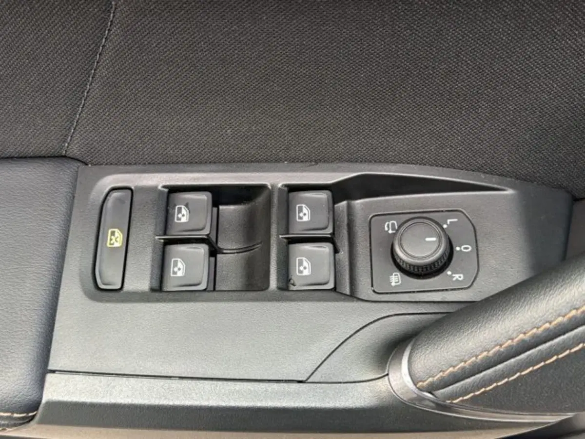 Cupra Leon Station Wagon nuova a Vicenza (13)