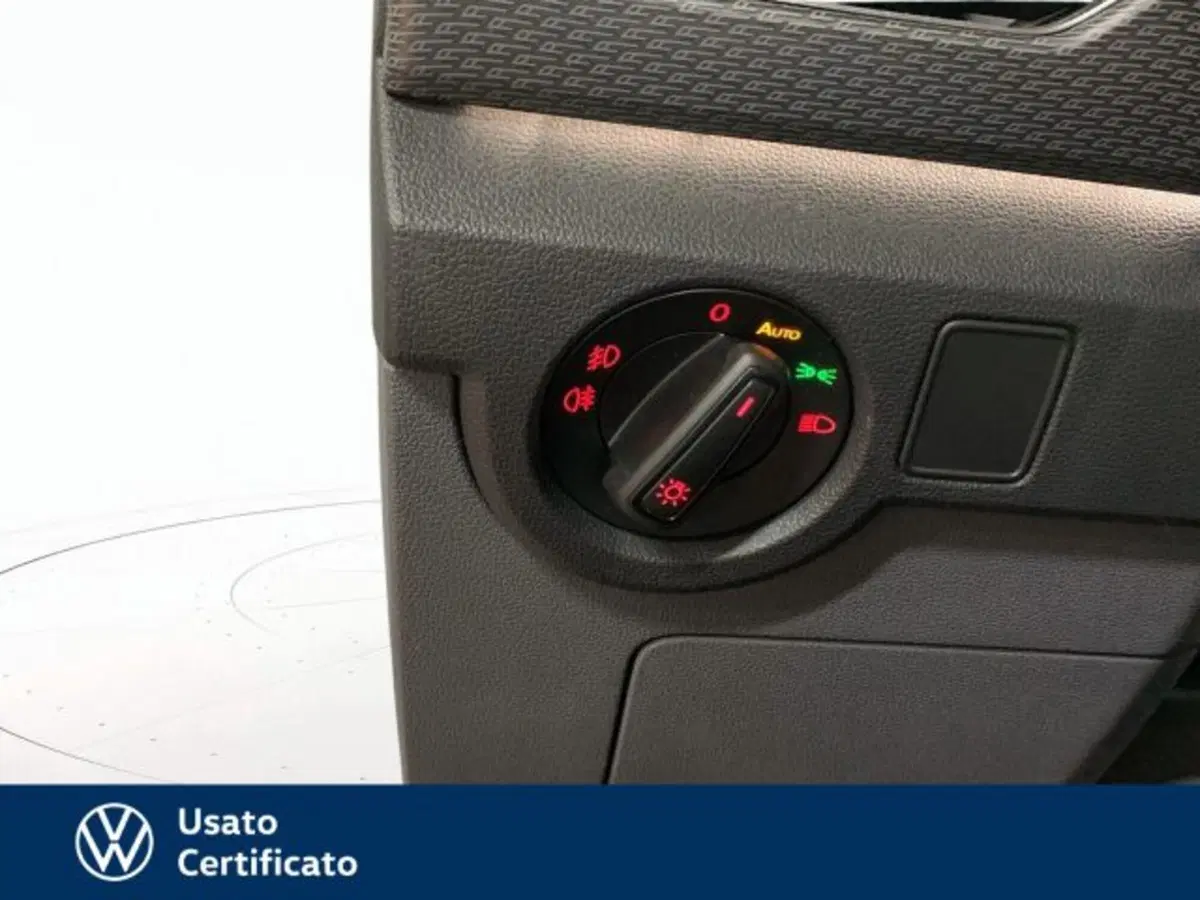 Volkswagen T-Cross usata a Vicenza (20)