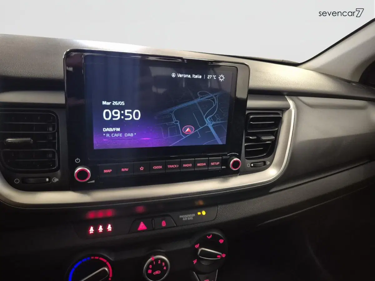 Kia Stonic nuova a Verona (14)