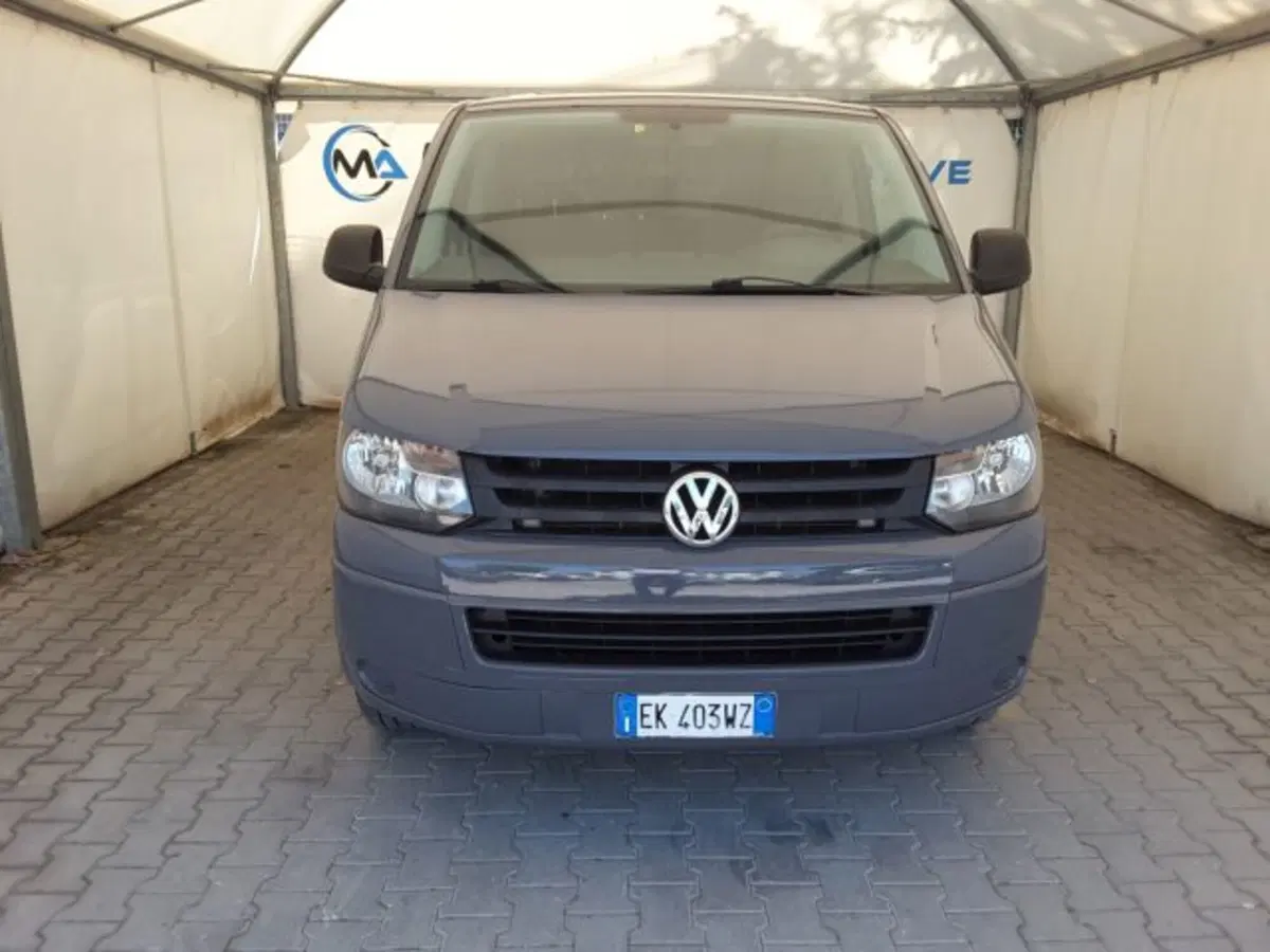 Volkswagen Veicoli Commerciali Caravelle Furgone usata a Firenze