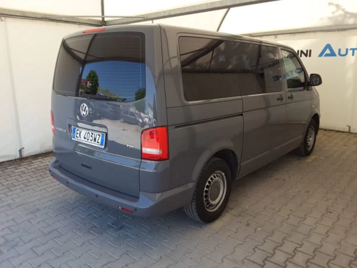 Volkswagen Veicoli Commerciali Caravelle Furgone usata a Firenze (11)
