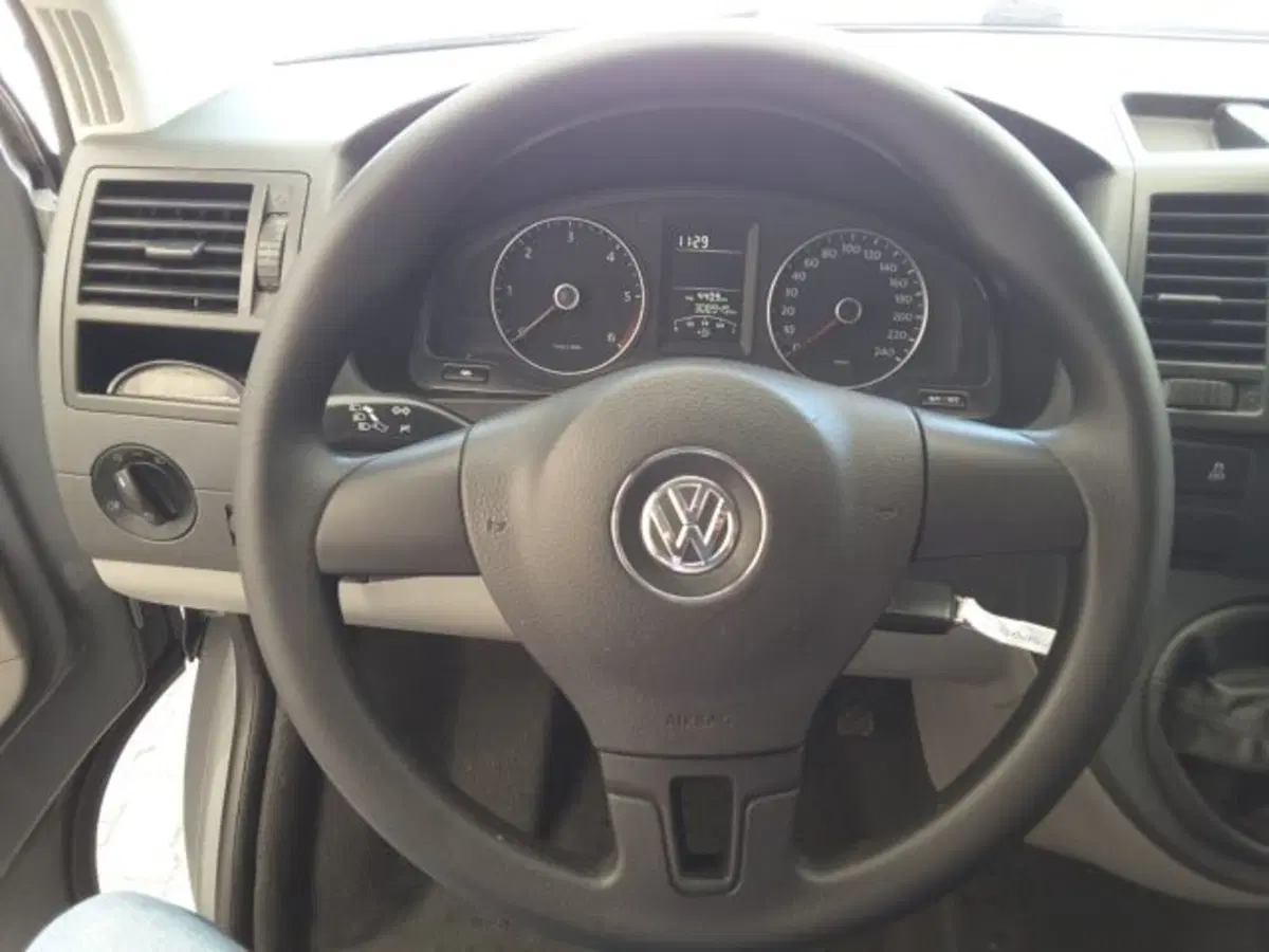 Volkswagen Veicoli Commerciali Caravelle Furgone usata a Firenze (6)
