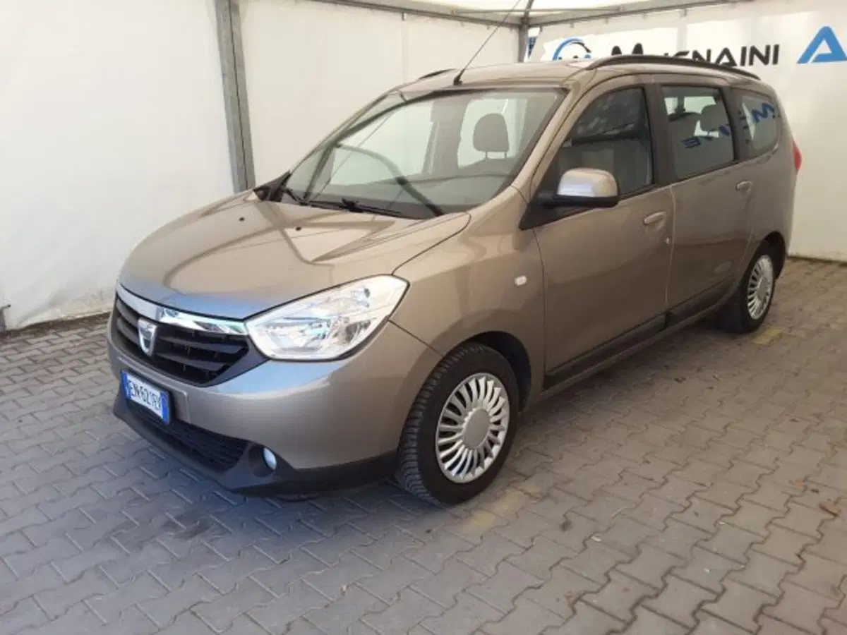 Dacia Lodgy usata a Firenze (3)