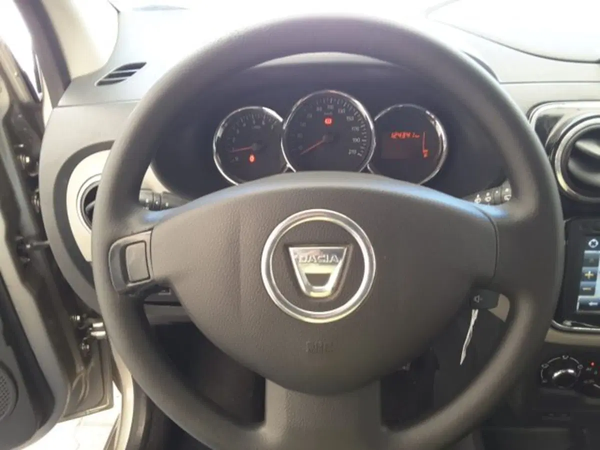 Dacia Lodgy usata a Firenze (7)