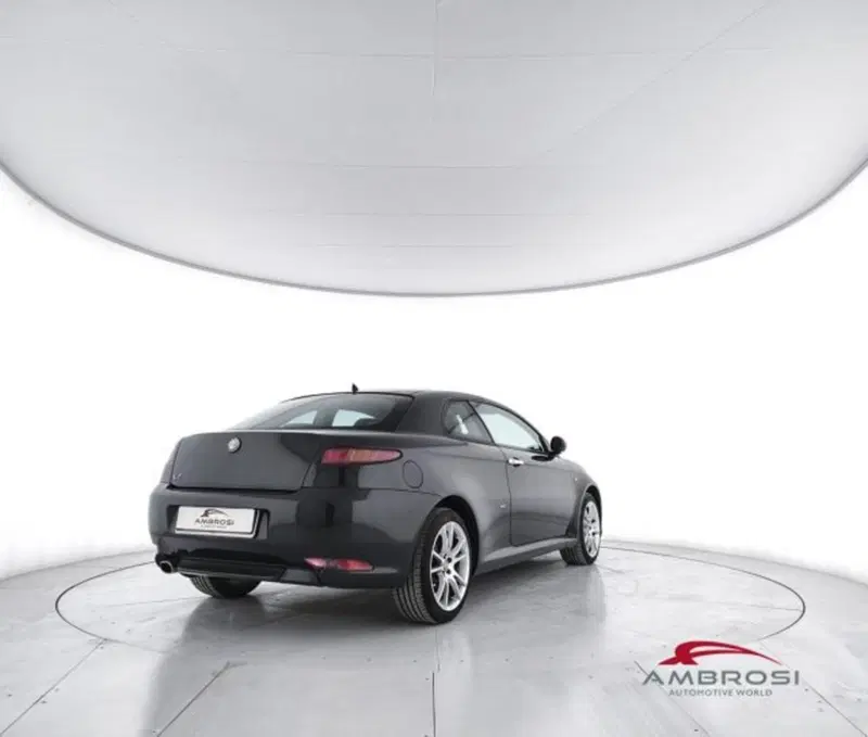 Alfa Romeo GT usata a Perugia (3)