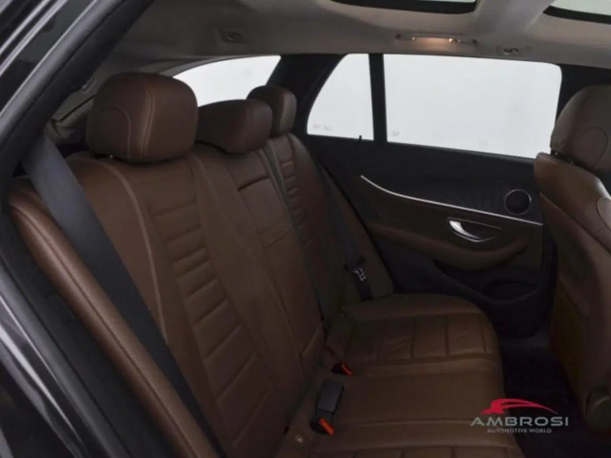 Mercedes-Benz Classe E Station Wagon usata a Perugia (11)