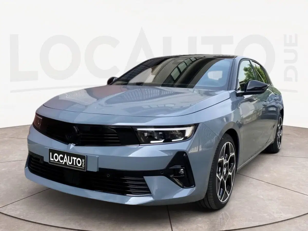 Opel Astra nuova a Torino