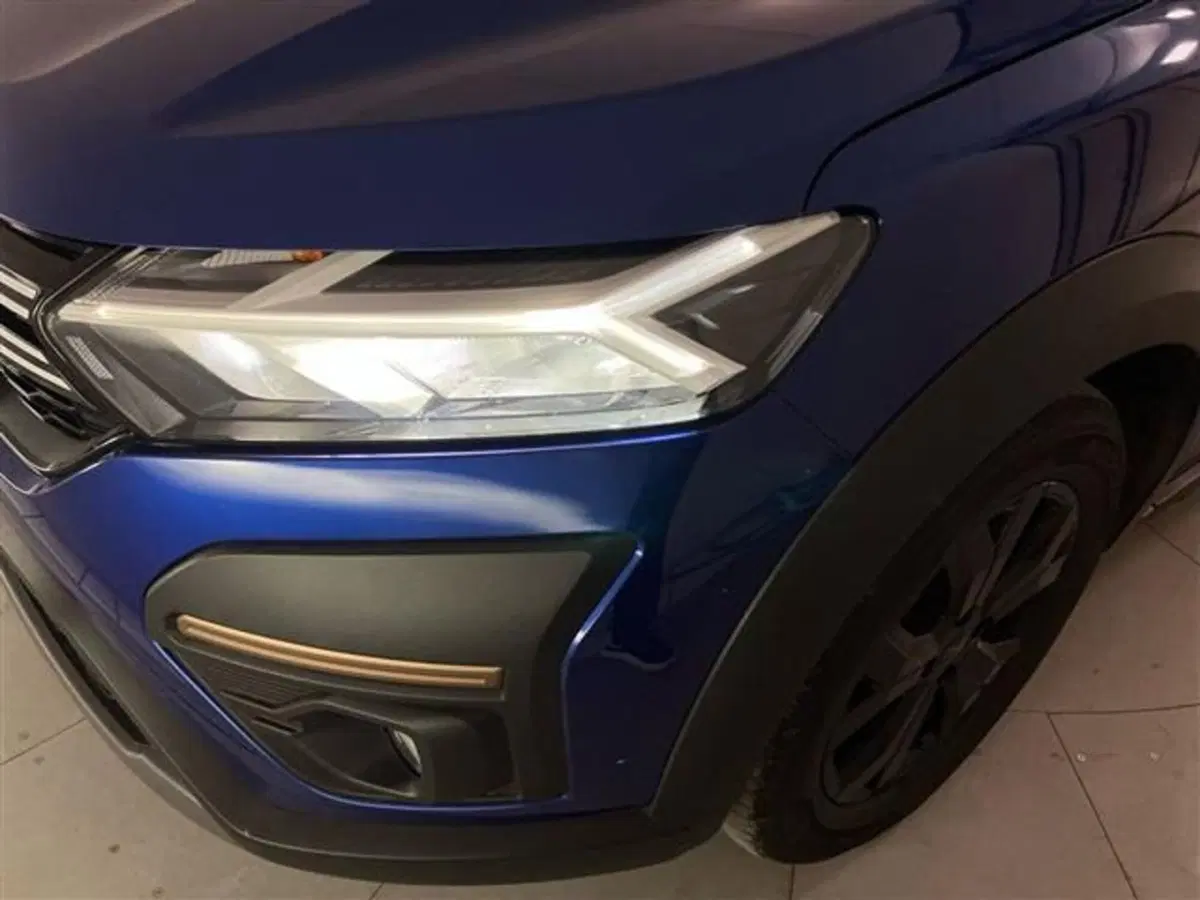 Dacia Sandero Stepway usata a Como (7)