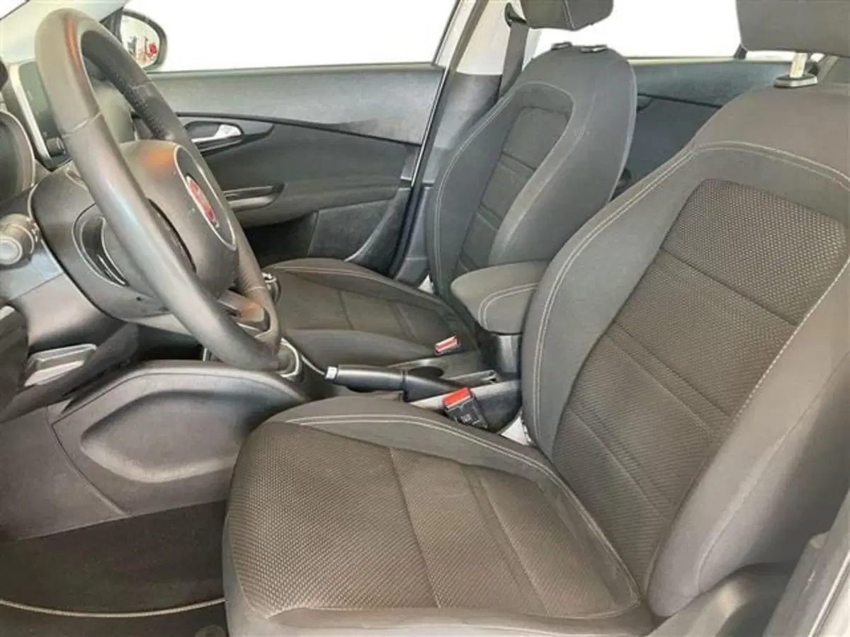 Fiat Tipo Station Wagon usata a Como (11)