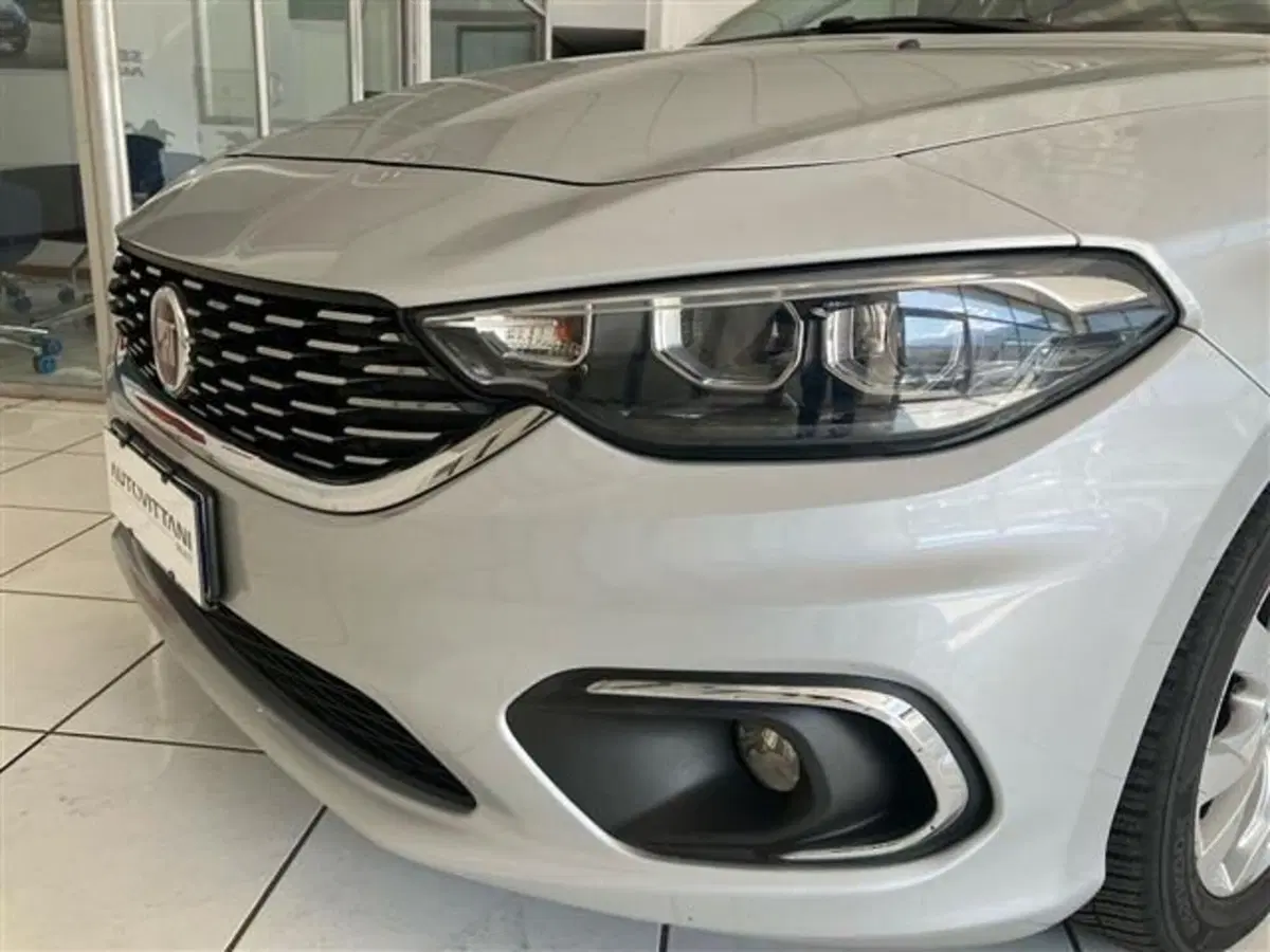 Fiat Tipo Station Wagon usata a Como (6)