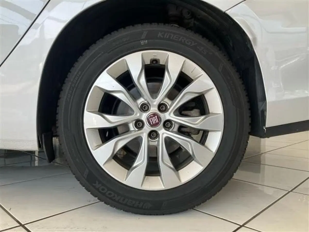 Fiat Tipo Station Wagon usata a Como (8)