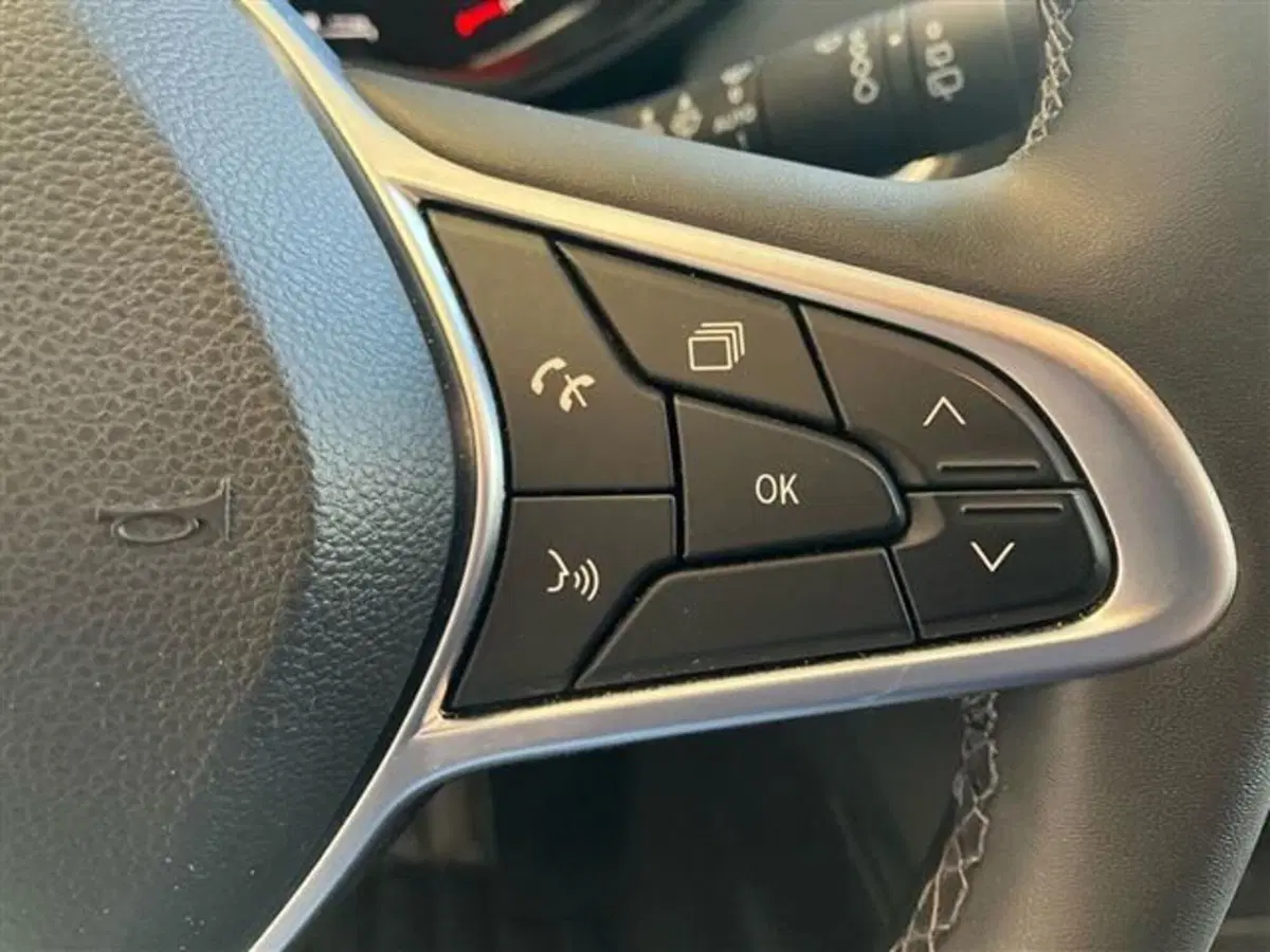 Renault Clio usata a Como (18)