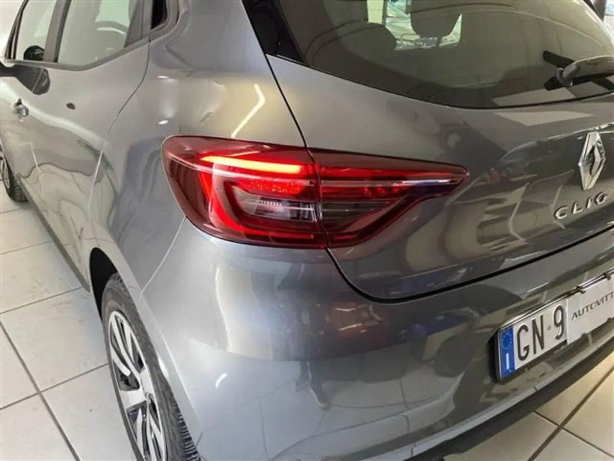 Renault Clio usata a Como (8)