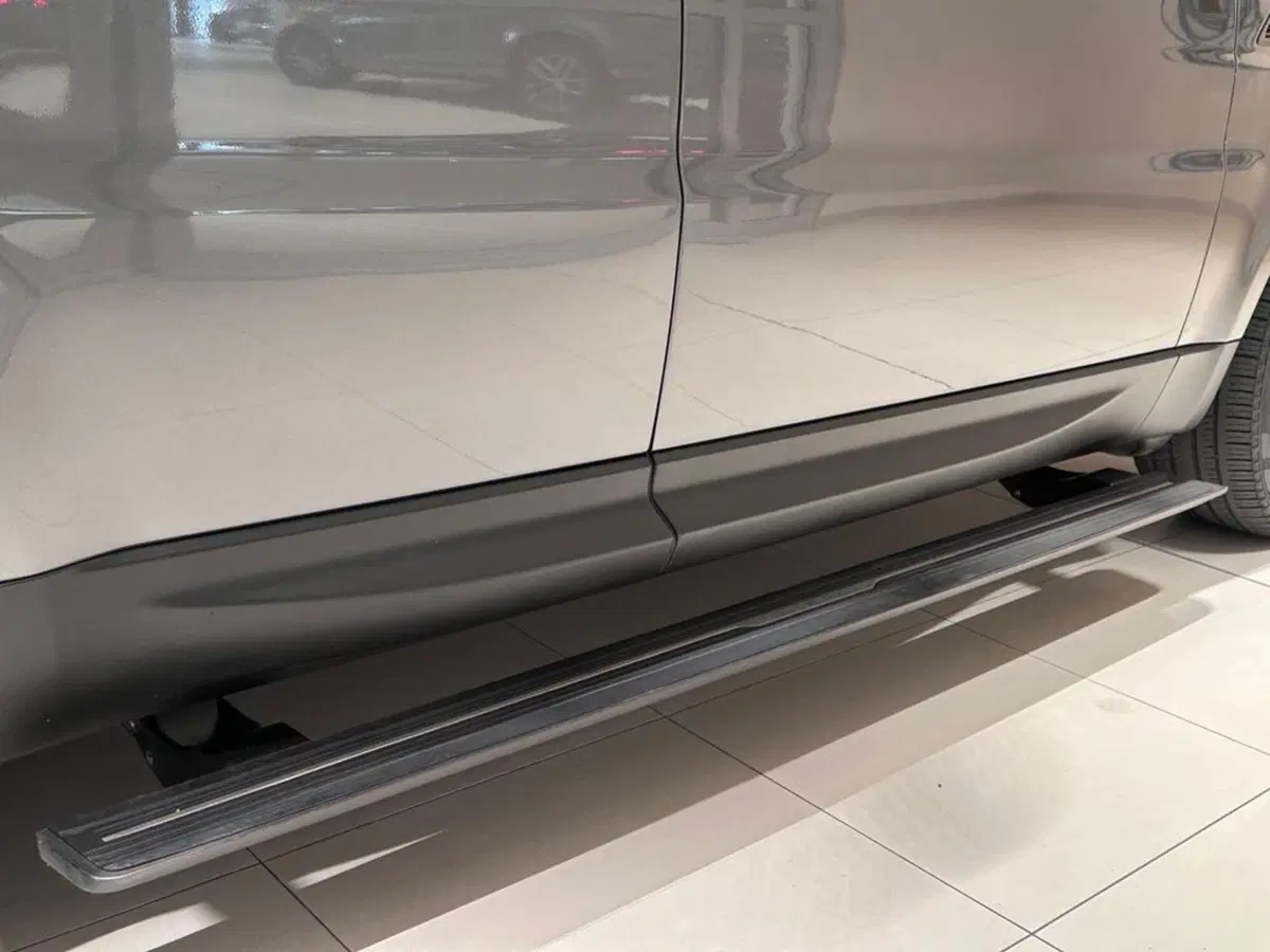 Land Rover Range Rover Sport usata a Varese (12)
