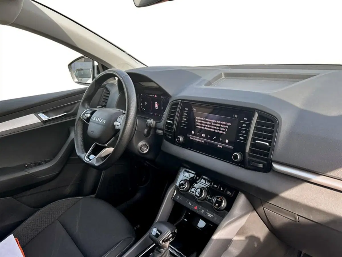 Skoda Karoq usata a Piacenza (14)