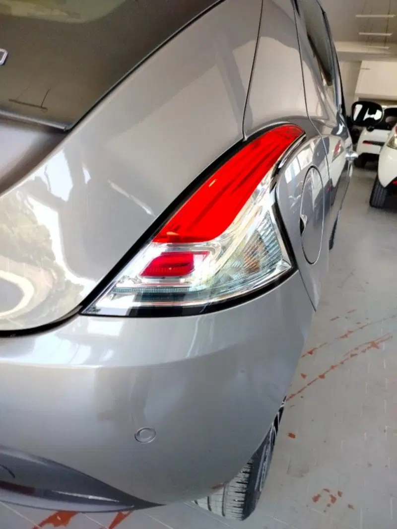 Lancia Ypsilon usata a Forlì-Cesena (15)