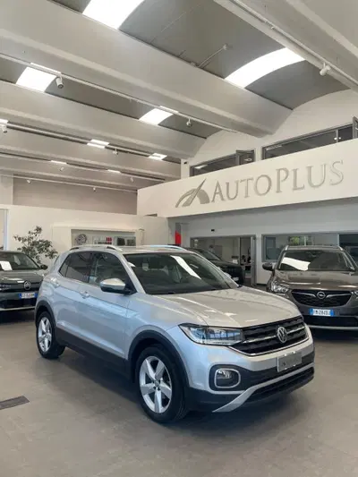 Volkswagen T-Cross 1.0 TSI 115 CV First Edition del 2019 usata a Olbia