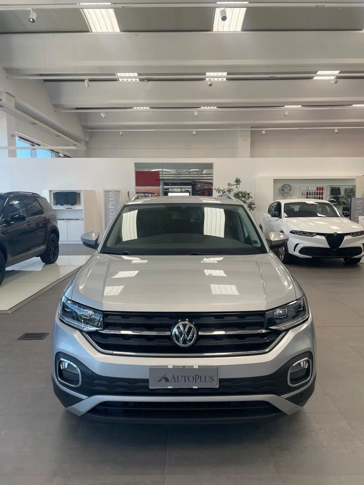 Volkswagen T-Cross usata a Sassari (3)