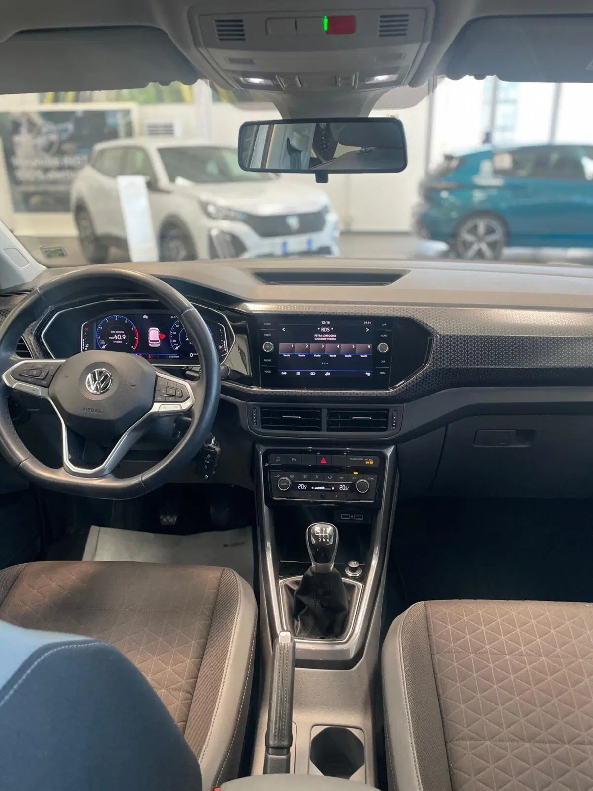 Volkswagen T-Cross usata a Sassari (5)