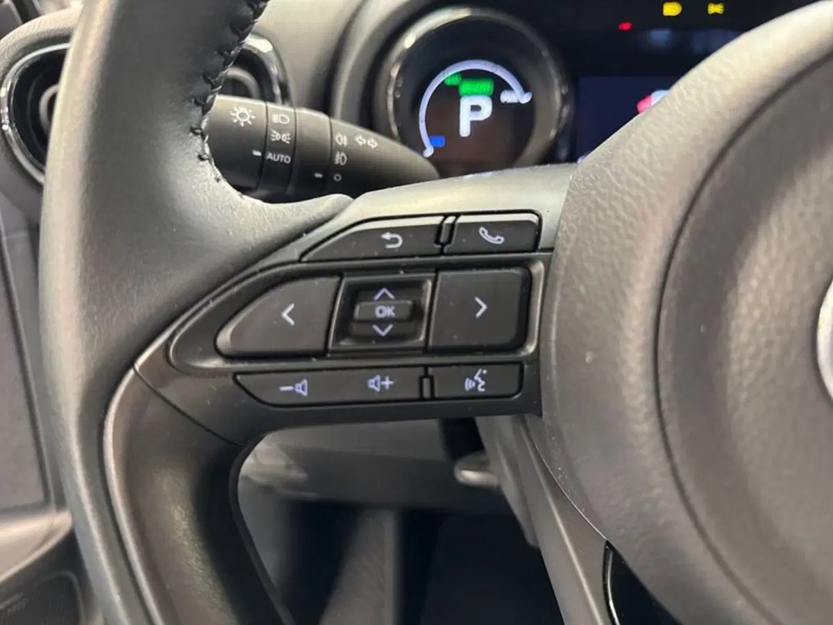 Toyota Yaris usata a Prato (13)