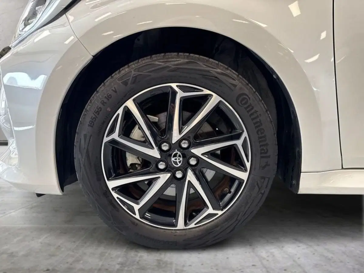 Toyota Yaris usata a Prato (9)