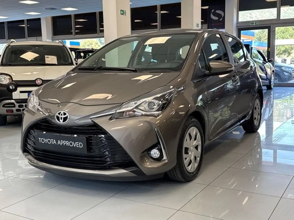 Toyota Yaris usata a Prato